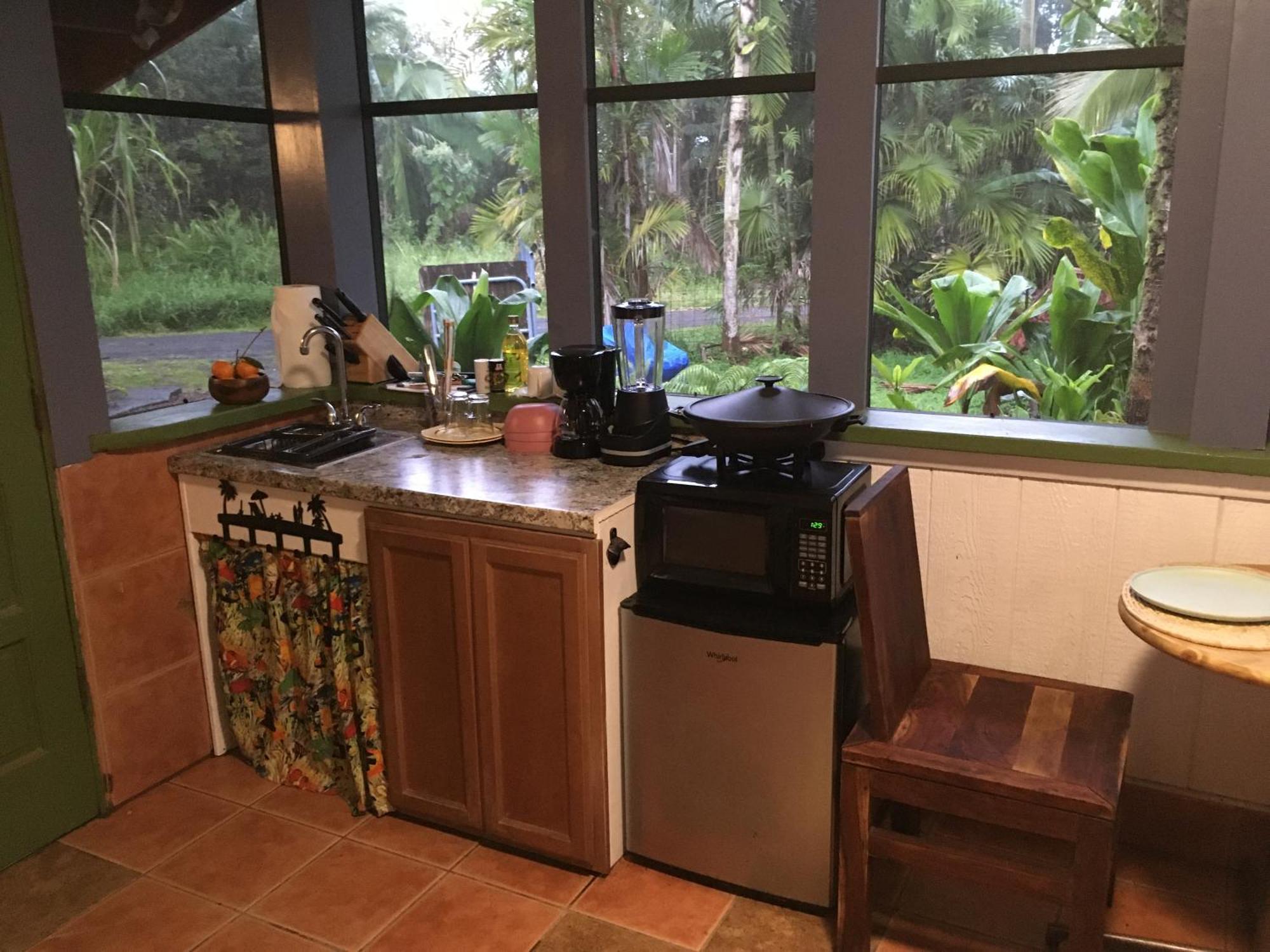 The Hawaii Red House Apartment Private Keaau Exterior photo