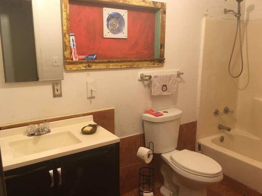 The Hawaii Red House Apartment Private Keaau Exterior photo